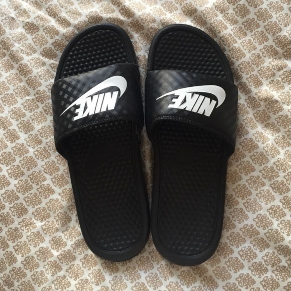 Nike slides